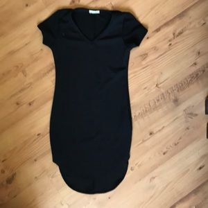 Olivia Rae black dress - slim shirt cut